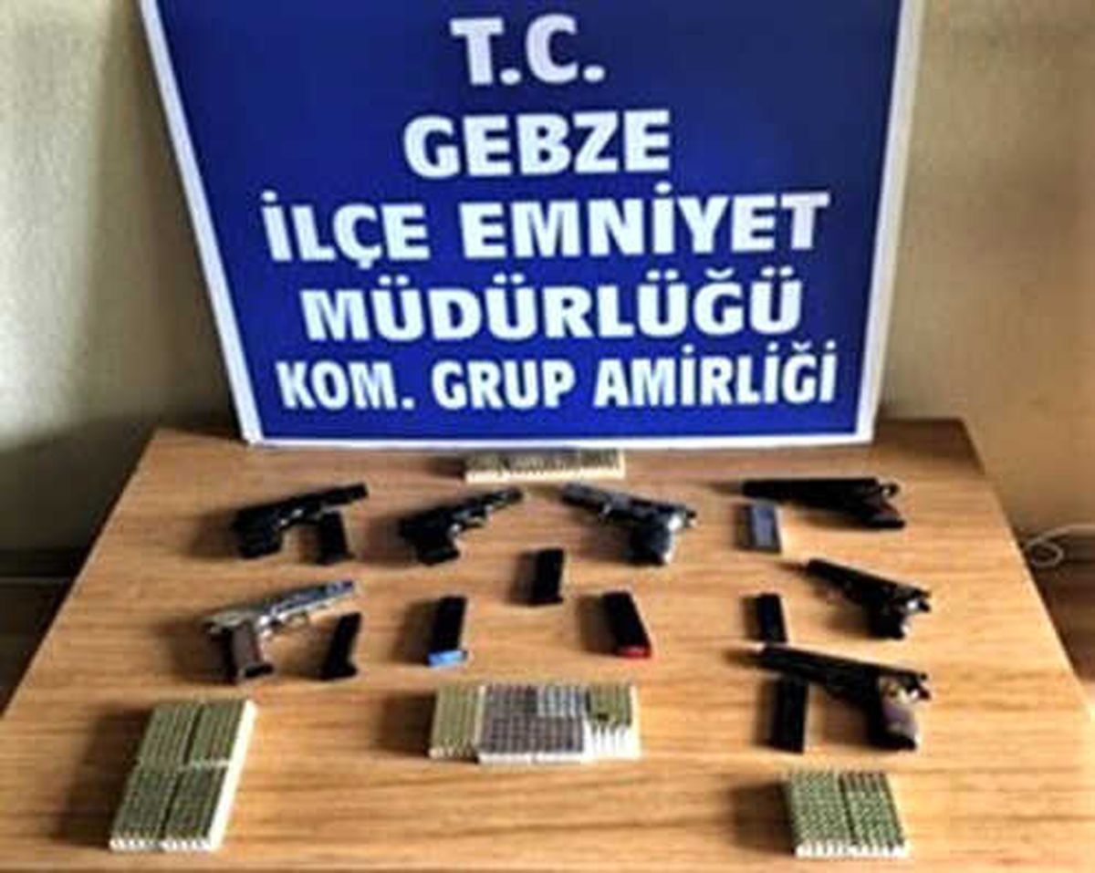 Kocaeli\'de Silah Ticareti Operasyonu: 11 Gözaltı