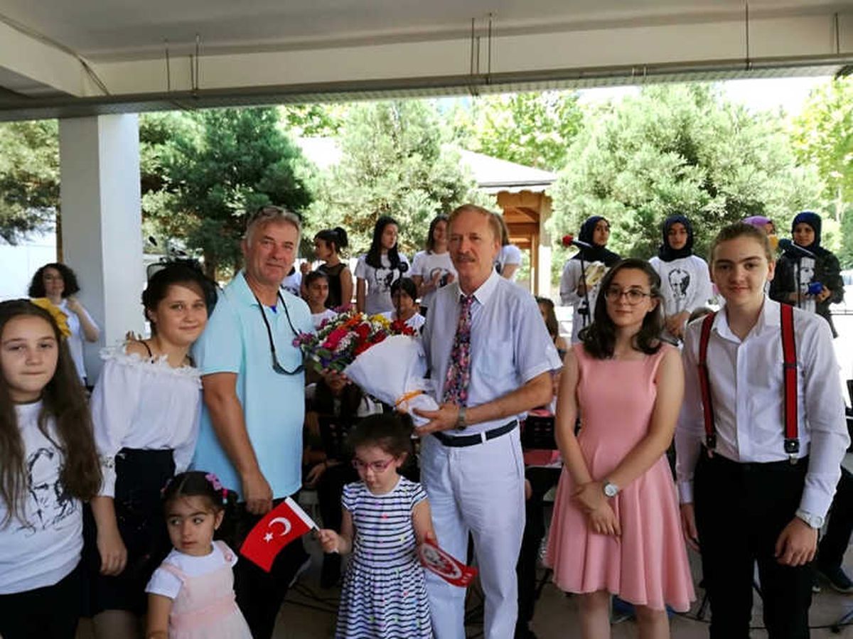Konservatuardan Öğrencilere Moral Konseri