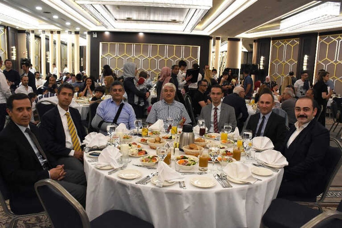 Limak Enerji Ailesi Oruçlarını Yalova\'da Birlikte Açtı