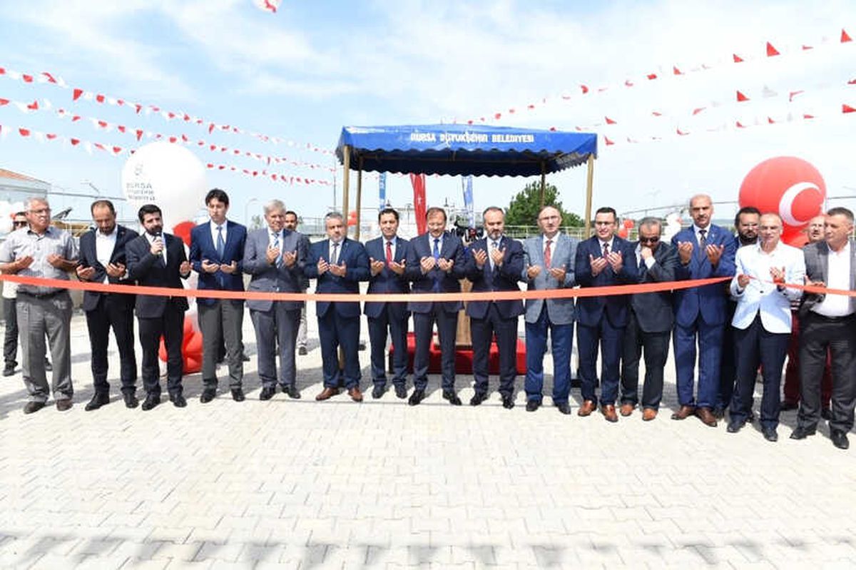 Mustafakemalpaşa\'da Tarihi Gün