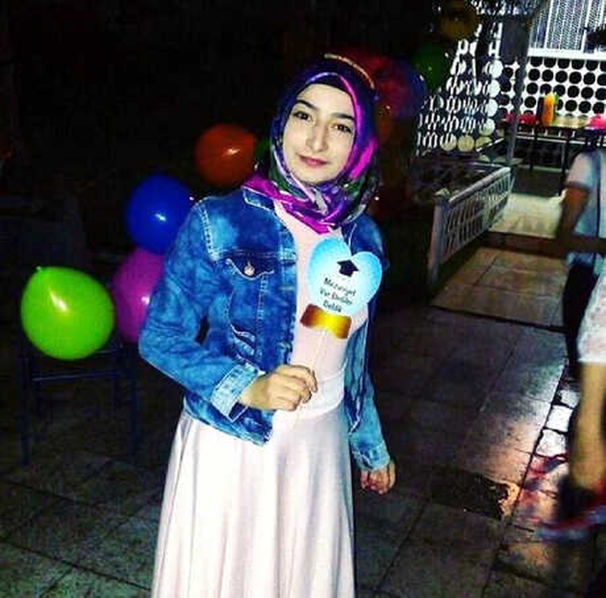 Otobüs Kazasında Ölen Öğretmen Adayı Kübra, Toprağa Verildi