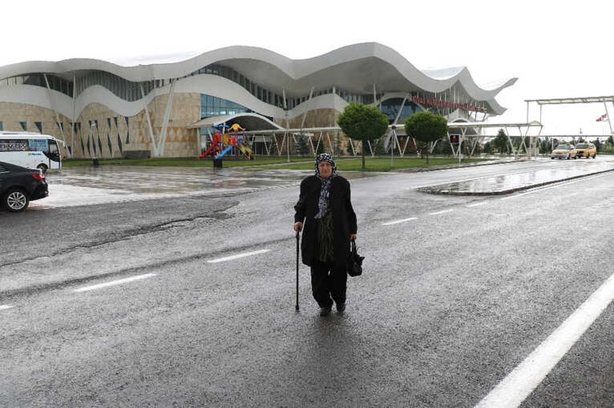 Oy Kullanmak İçin Geldi Sandık Bulamadı