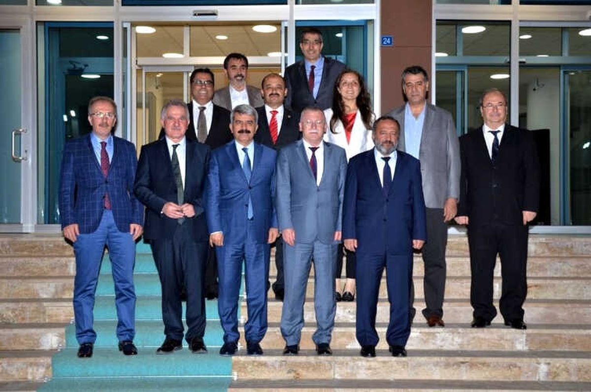 Rektör Uzun, Bküb Toplantısına Katıldı