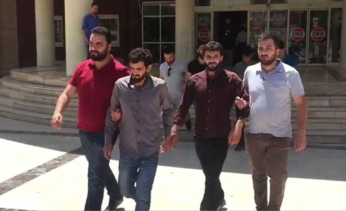 Şanlıurfa\'da Oto Hırsızları Yakalandı