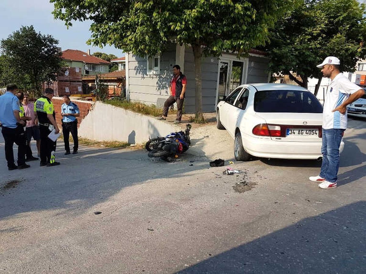 Sapanca\'da Trafik Kazası: 2 Yaralı