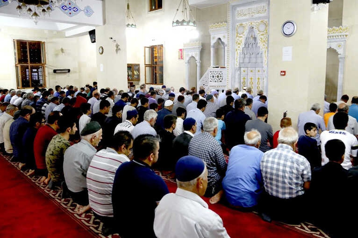 Şehitkamil\'de Enderun Usulü Teravih Geleneğini Yaşatılıyor