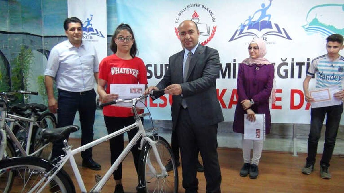 Surlu Öğrenciler Bisikletlerine Kavuştu