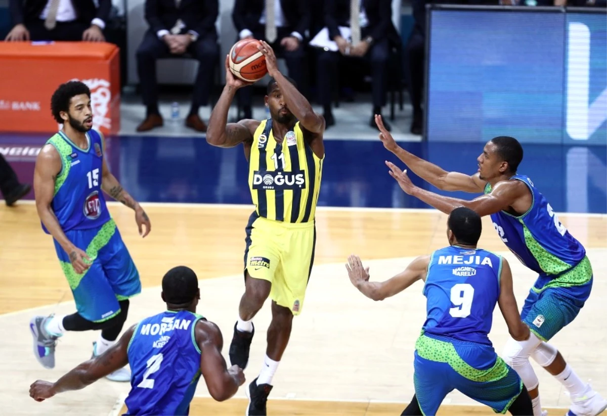 Tahincioğlu Basketbol Süper Ligi: Fenerbahçe Doğuş: 86 - Tofaş: 78