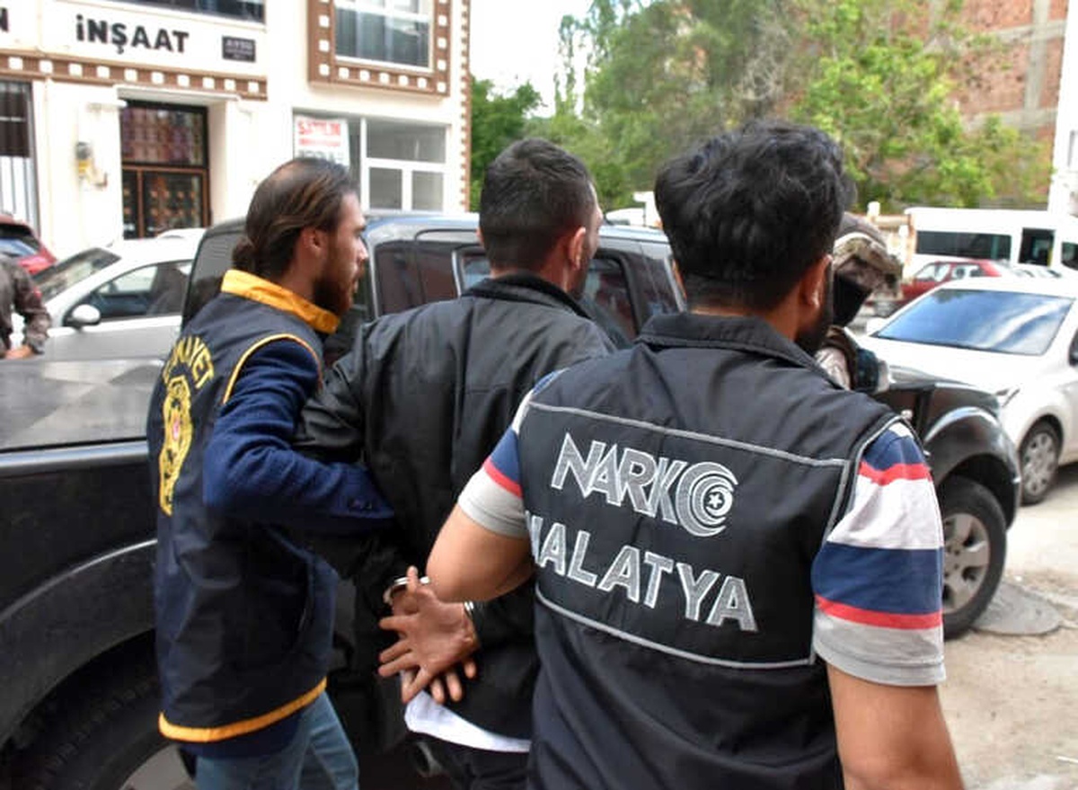 Uyuşturucu Operasyonunda 19 Şüpheli Tutuklandı