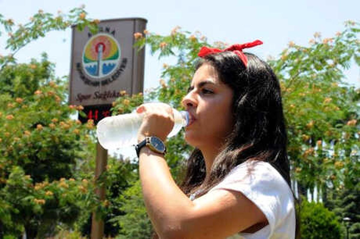 Adana\'da Termometreler 44 Dereceyi Gösterdi