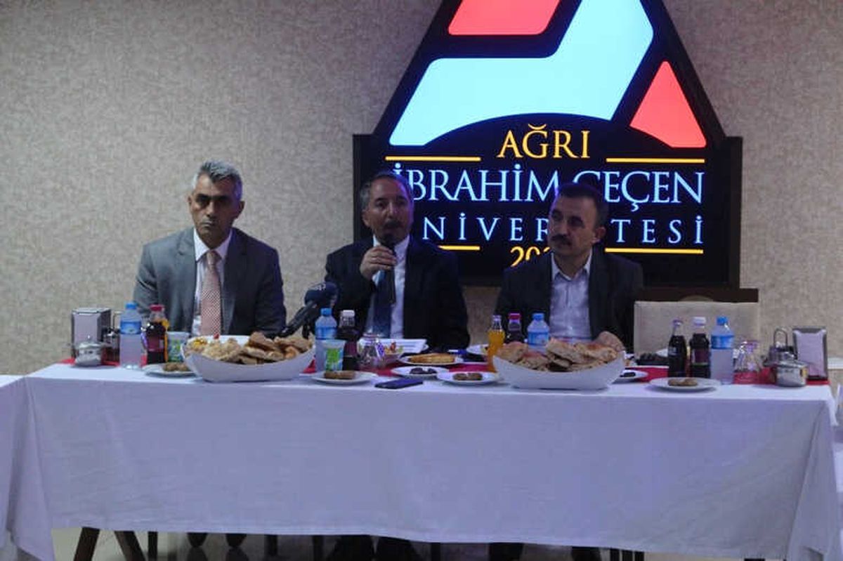 Aiçü Tıp Fakültesi Açıldı
