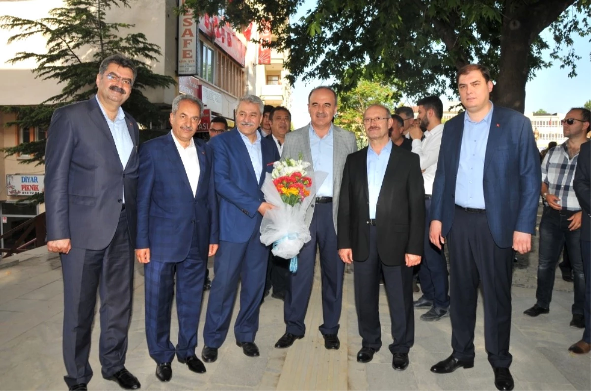 AK Parti Genel Başkanı Sorgun ile Milletvekili Adayı Erdem\'den Başkan Akkaya\'ya Ziyaret