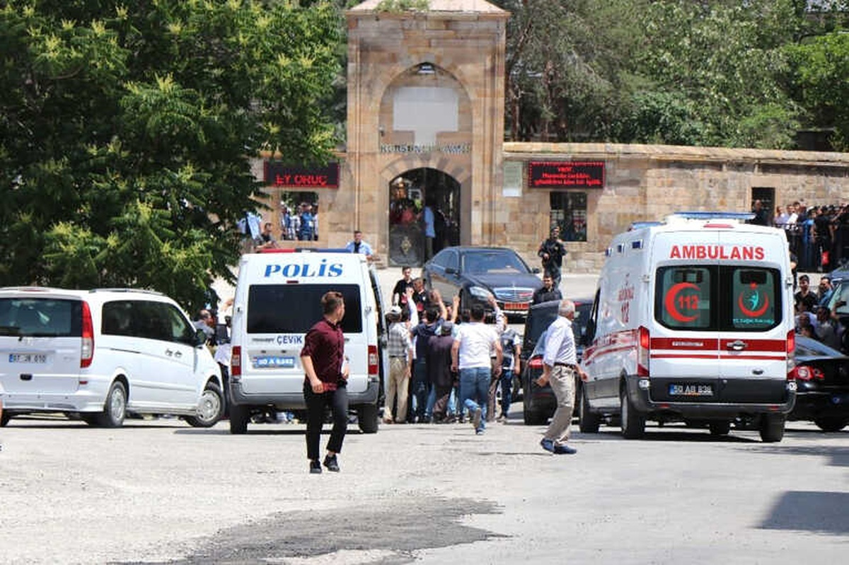 Cumhurbaşkanı Erdoğan Cuma Namazını Nevşehir\'de Kıldı