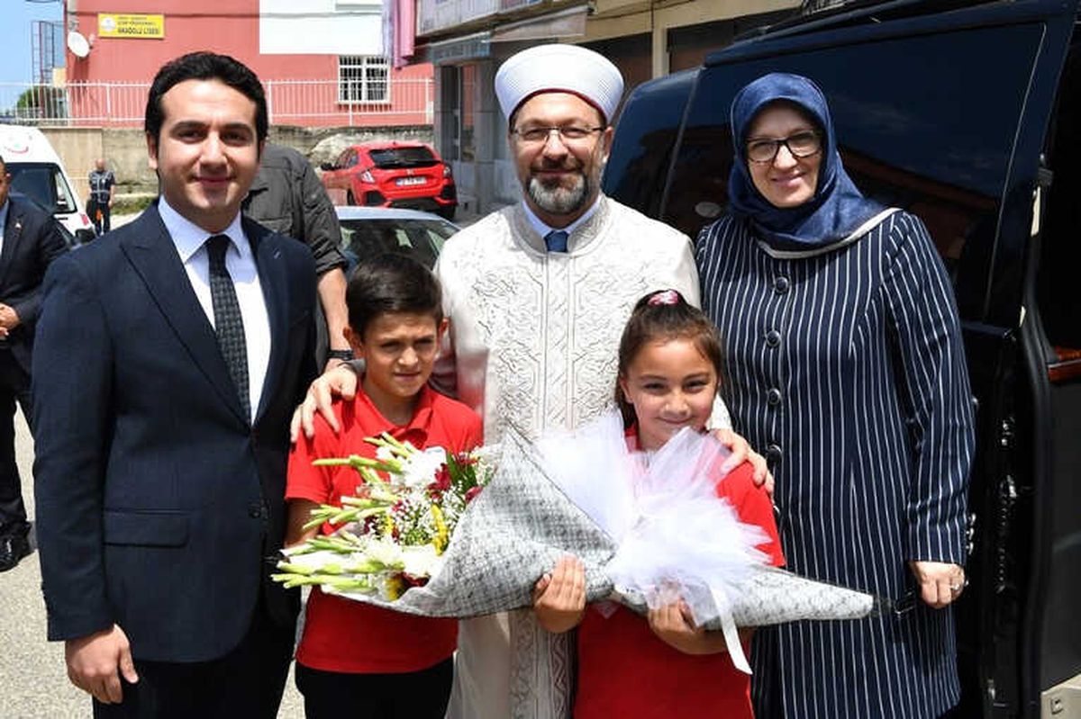Diyanet İşleri Başkanı Erbaş, Baba Ocağında İftar Yaptı