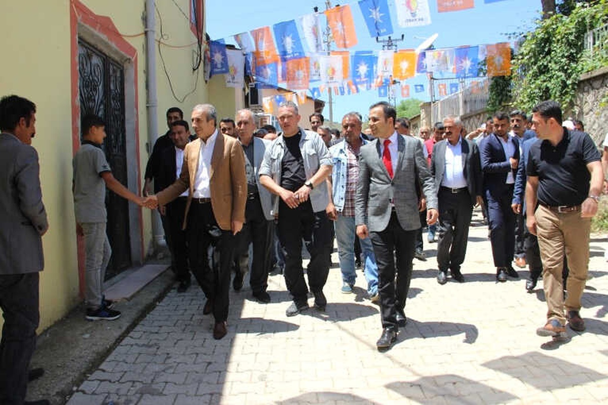 Eker, Hazro ve Kocaköy\'de Vatandaşlarla Bir Araya Geldi