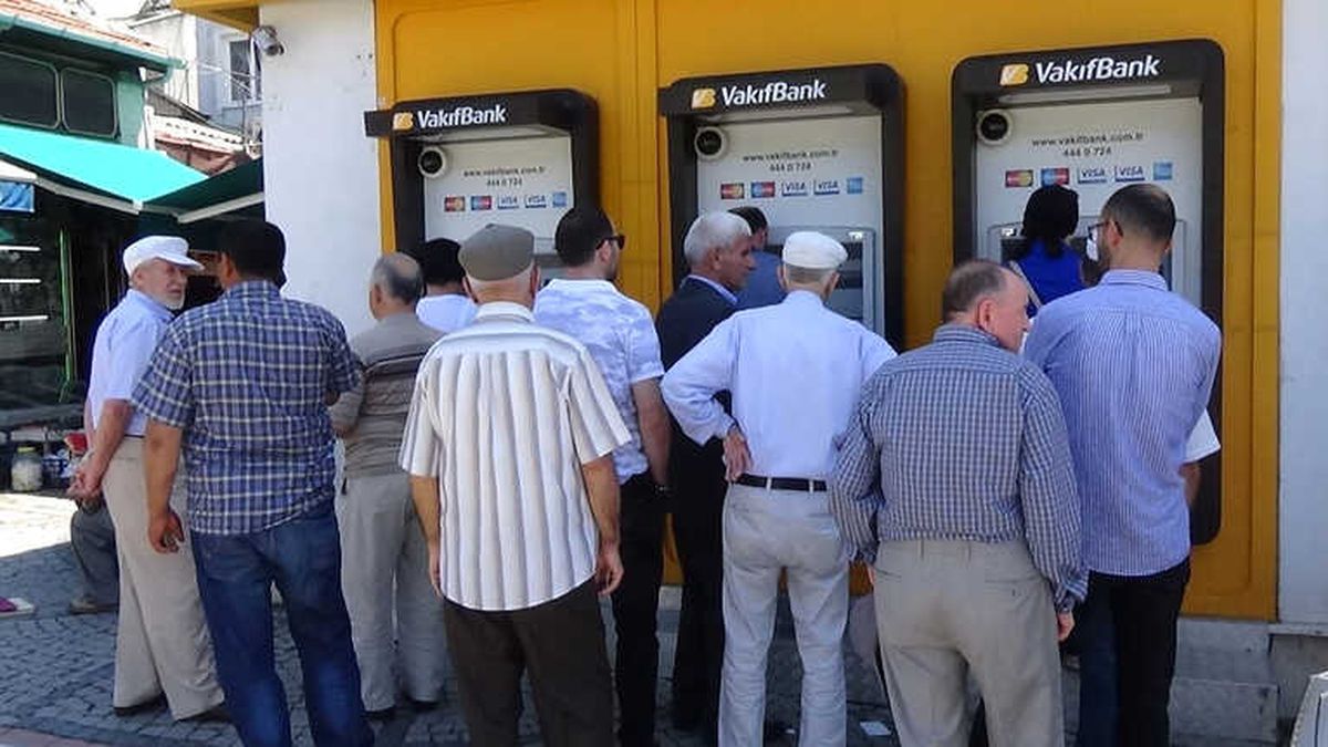Emekliler Bayram İkramiyesinden Memnun