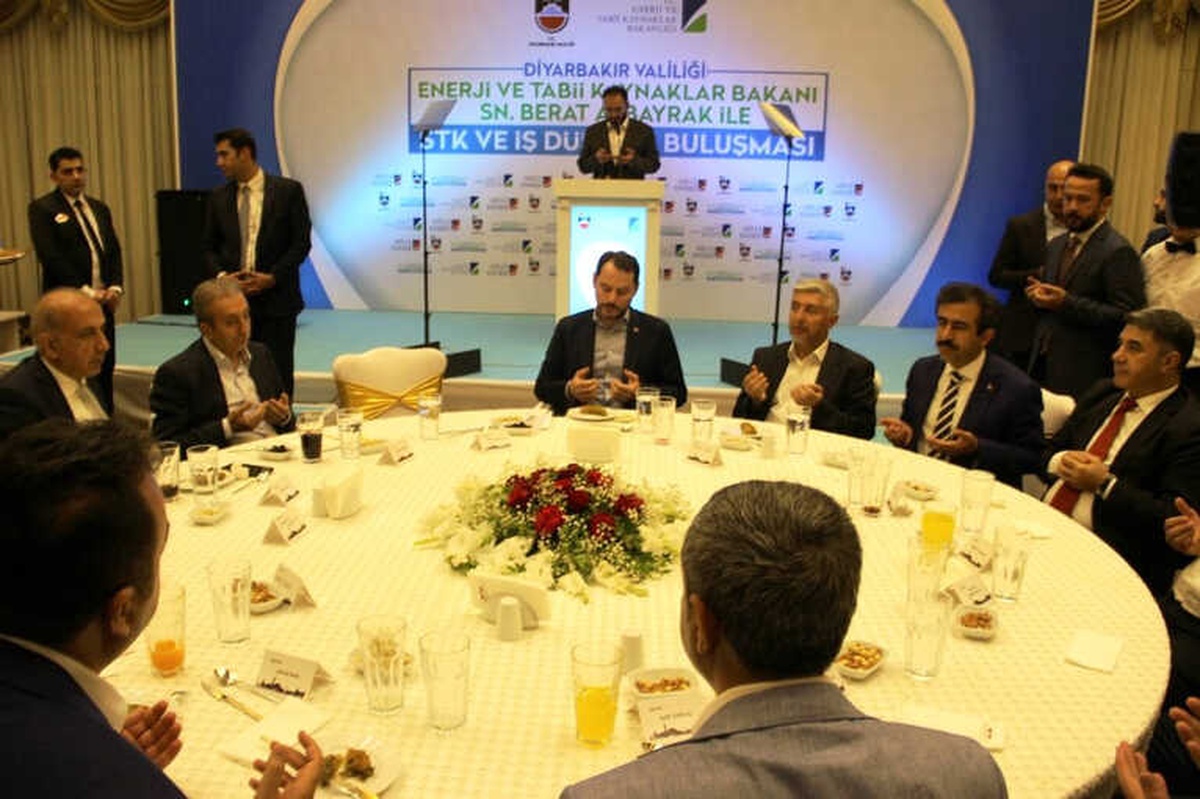Enerji ve Tabii Kaynaklar Bakanı Berat Albayrak Açıklaması