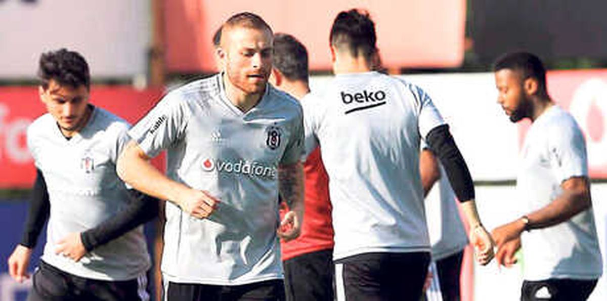 Gökhan Töre\'ye Tatil Yok