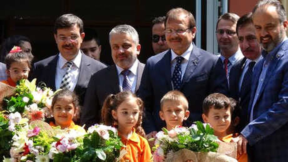 Hakan Çavuşoğlu: Eğitim Her Şeyin Başı