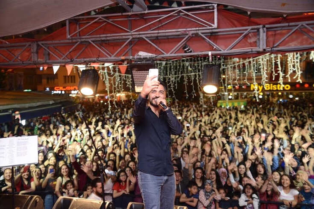 Iğdırlılar Yusuf Güney Konseriyle Coştu