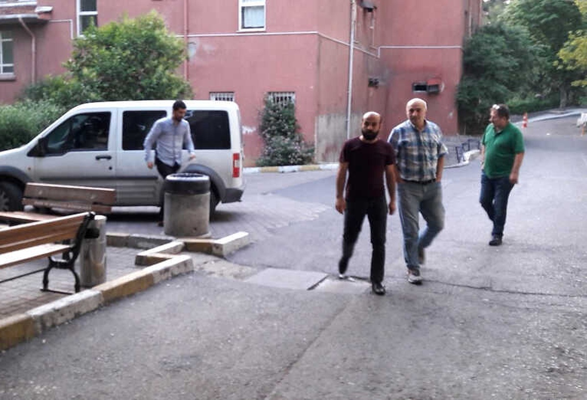 İstanbul\'da Fetö Operasyonu: 25 Gözaltı