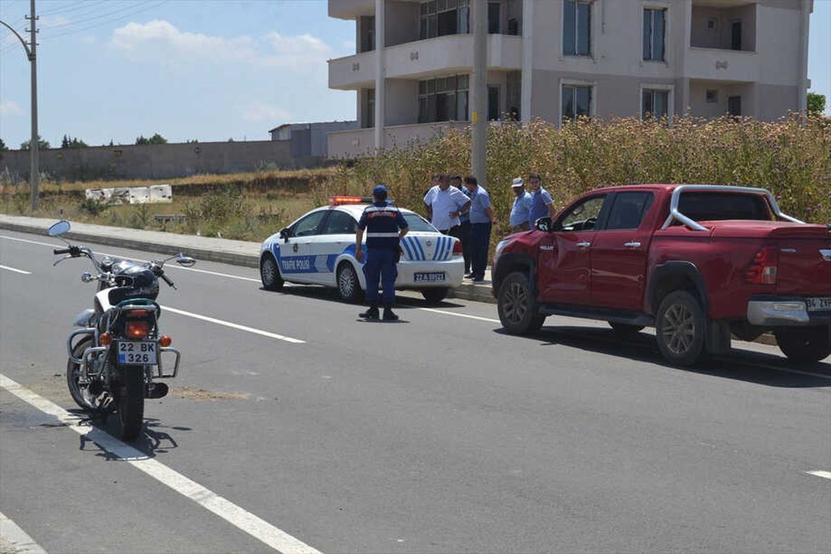 Keşan\'da Trafik Kazası: 2 Yaralı