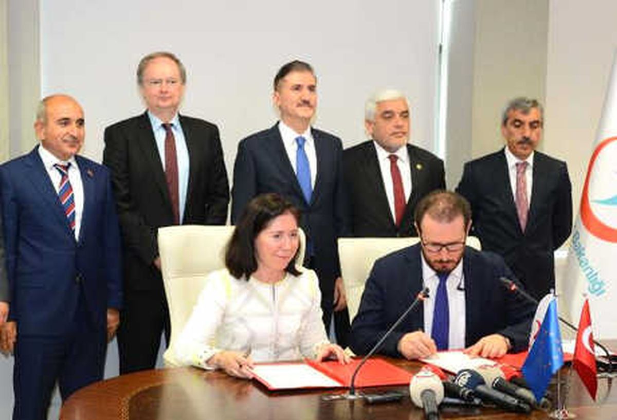 Kilis Devlet Hastanesi\'nin Yapımı İçin İmzalar Atıldı