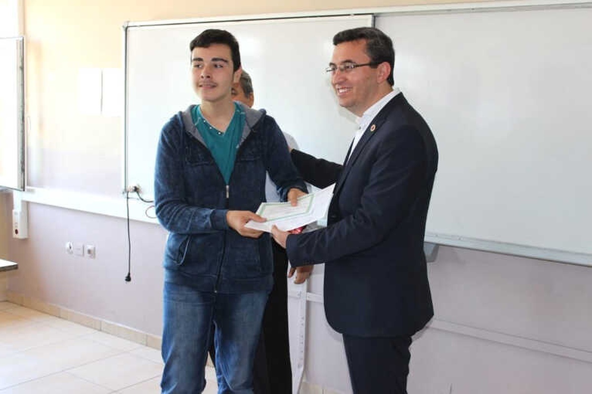 Öğrenciler Büyük Bir Sevinçle Yaz Tatillerine Girdiler