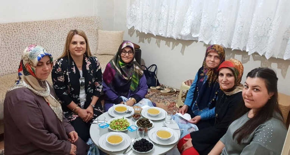 Ramazan\'da Örnek Yardımlaşma Hareketi; Ko-Mek Hurması
