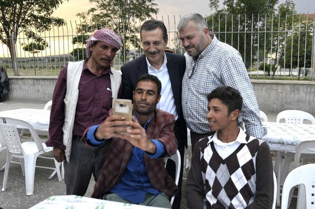 Sakintepeliler Bereketi Paylaştı