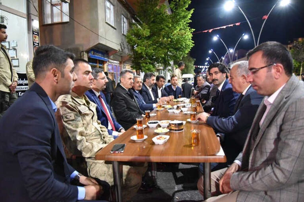 Vali Elban İftar Programlarına Devam Ediyor