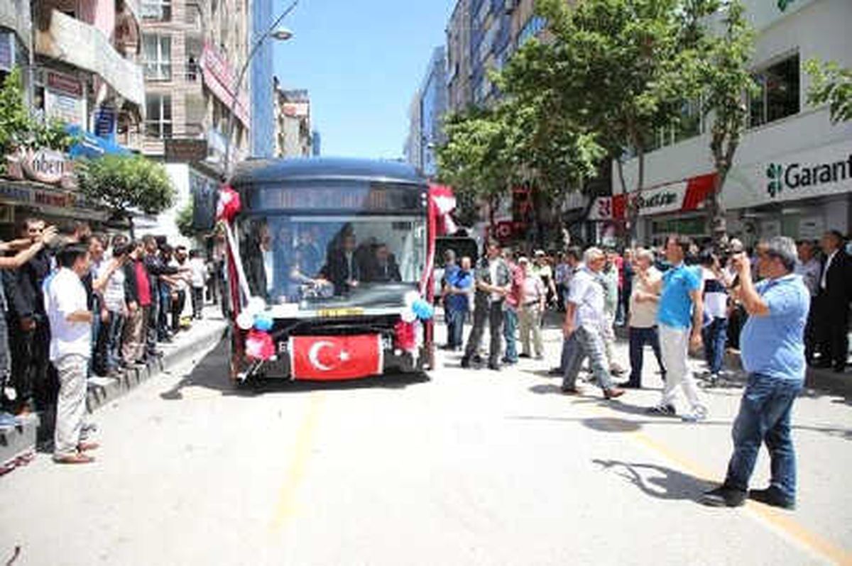 Yerli Üretim \'Elbüs\' Otobüsler Elazığ\'da Hizmete Girdi