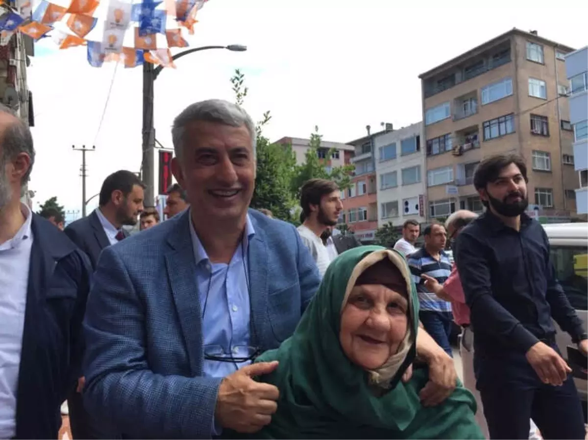 AK Parti Trabzon Milletvekili Adayı Koç, Seçim Çalışmalarını Araklı İlçesinde Sürdürdü