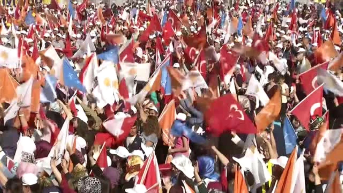 Cumhurbaşkanı Erdoğan: "Apoletleri Sen mi Taktın Bu Apoletleri Millet Taktı"