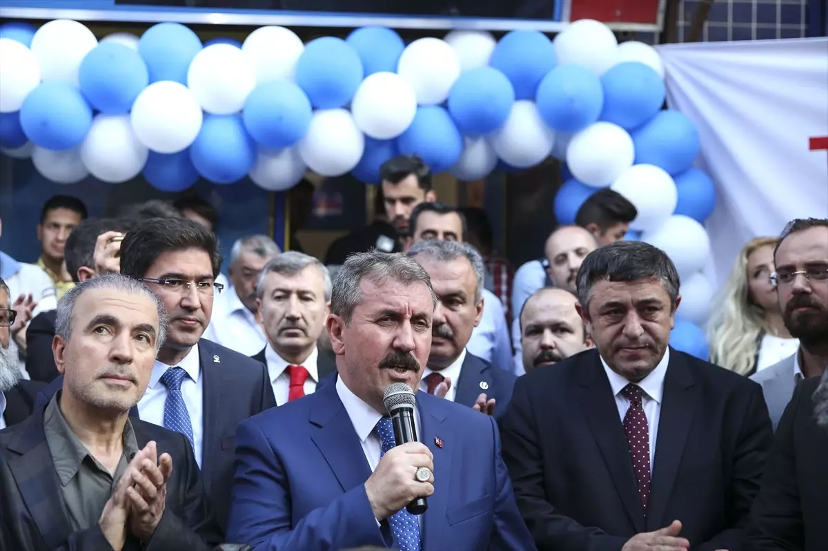 Destici, Aybüke ve Necmettin Öğretmenleri Andı