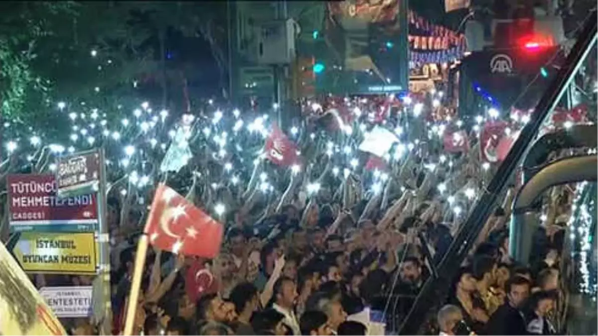 İnce, Kadıköy\'de Vatandaşlara Hitap Etti - İstanbul