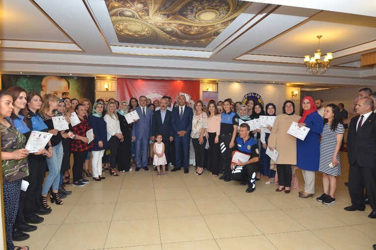 Maharetli Eller\' Sertifikalarını Aldı