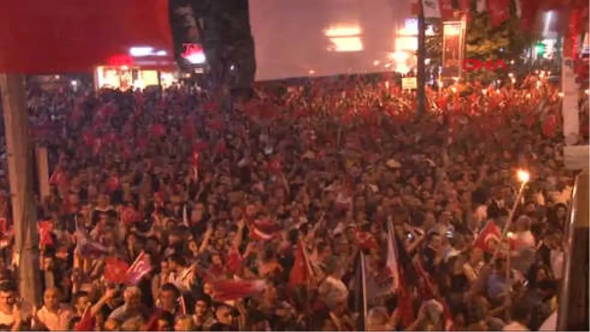 Muharrem İnce, Kadıköy\'de On Binlere Seslendi