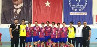 Nazilli Atatürk Ortaokulu Futsalda Türkiye Üçüncüsü Oldu