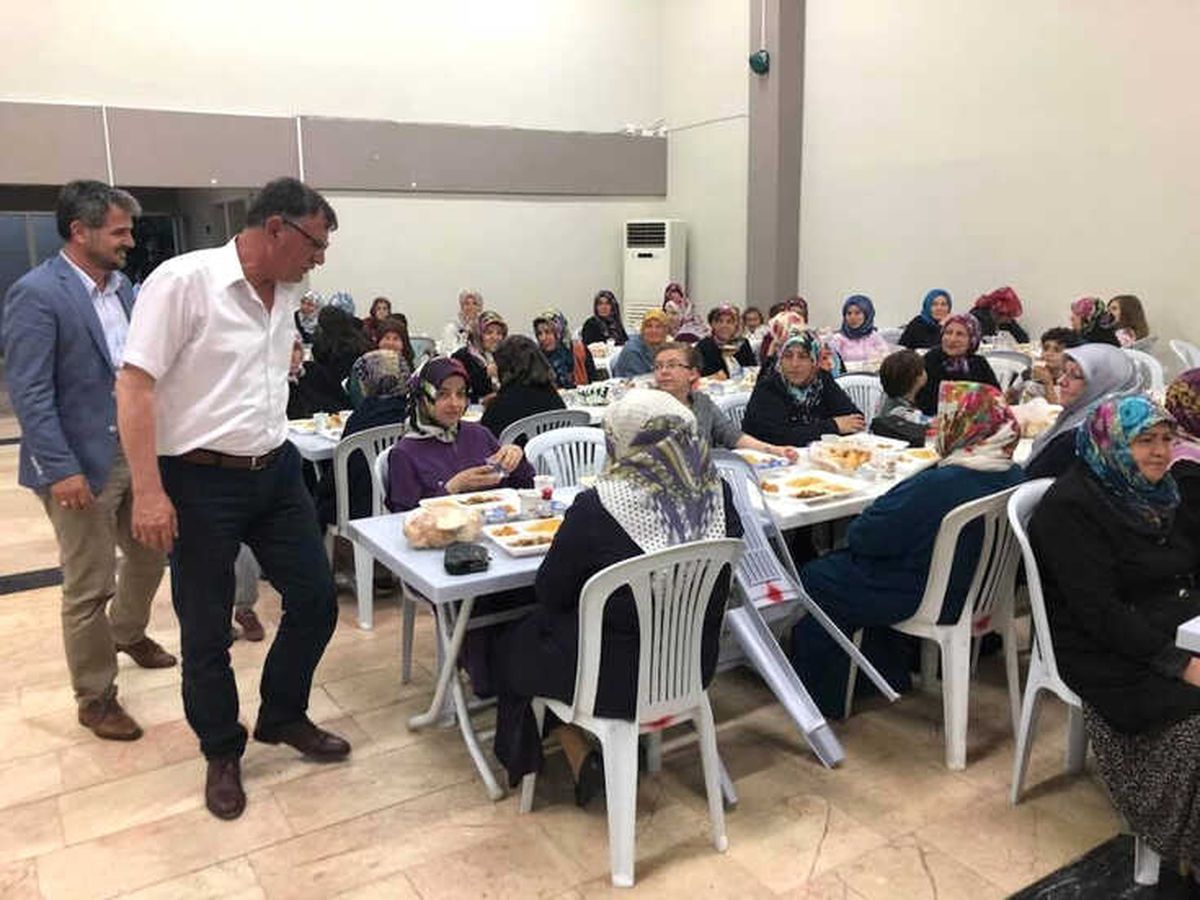 Vezirhan\'da Mahalle İftarları Devam Ediyor