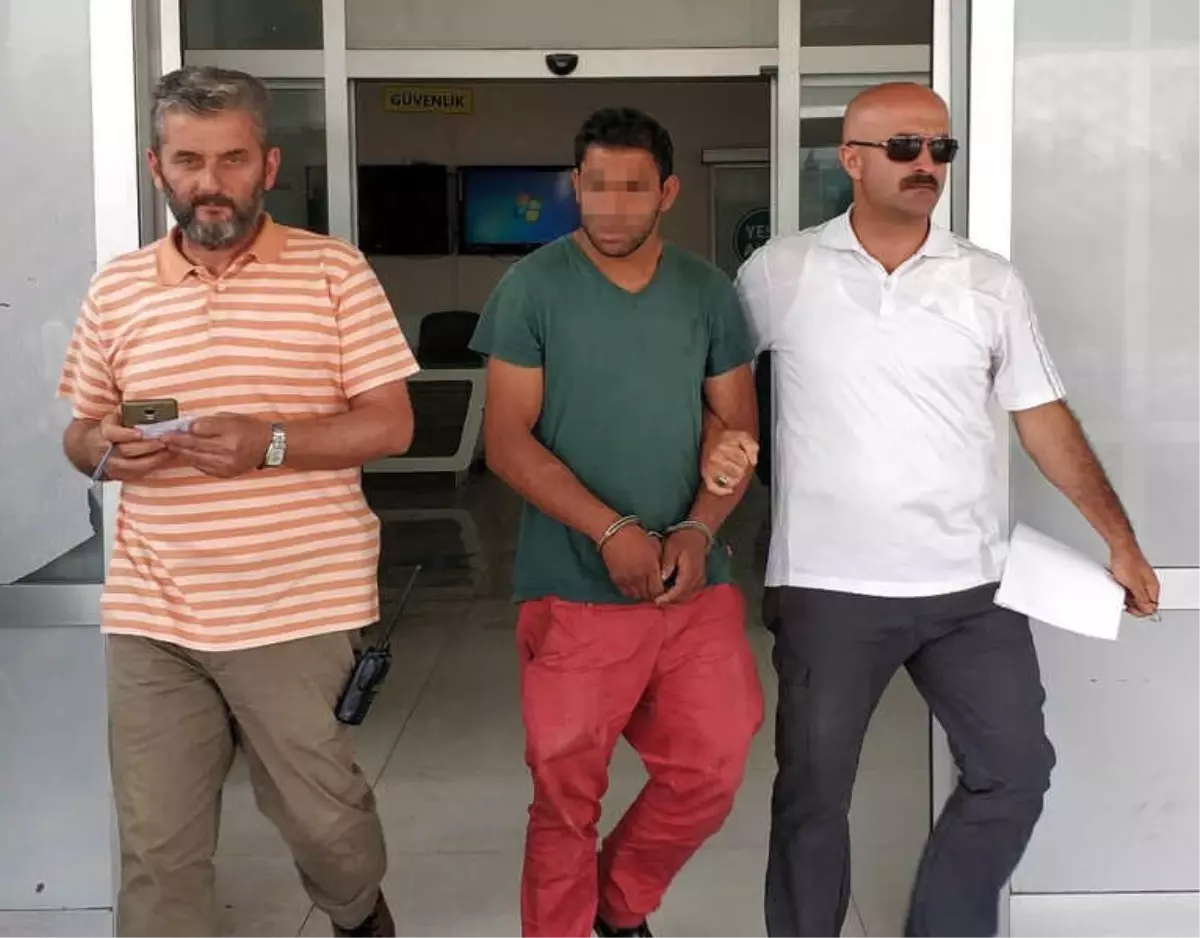 Kur\'an Kursu İnşaatından Çaldığı Evyeleri Satarken Yakalandı