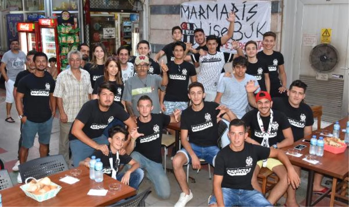 Marmaris\'te Beşiktaş Çarşı Taraftar Grubu İftar Yemeği Verdi
