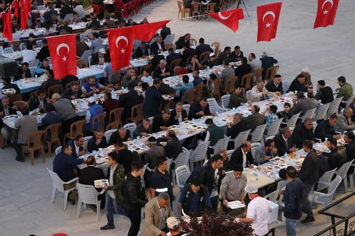 Tutak\'ta İftar Programı
