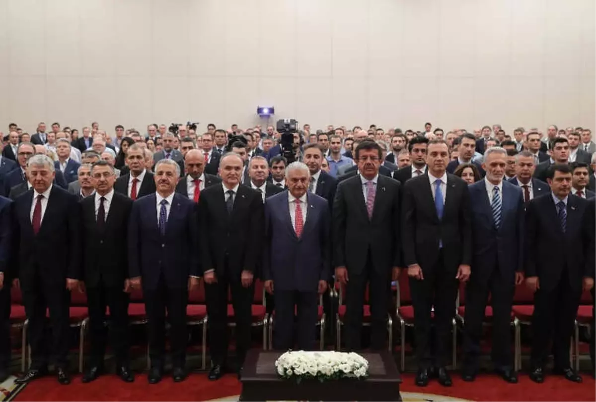 Başbakan Yıldırım: "Polemikler ile Afaki Laflar ile Propaganda Yapıyorlar"