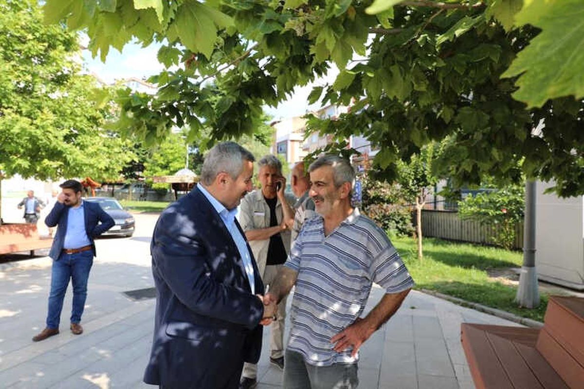 Başkan Baran Seçim Çalışmalarını Mimar Sinan\'da Sürdürdü