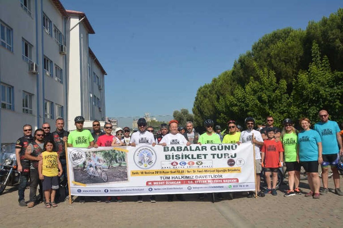 Başkan Özakcan, Babalar Günü Dolayısıyla Pedal Çevirdi