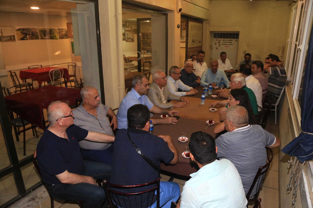 Başkan Selvitopu\'ndan, İftar Sonrası Dernek Ziyaretleri
