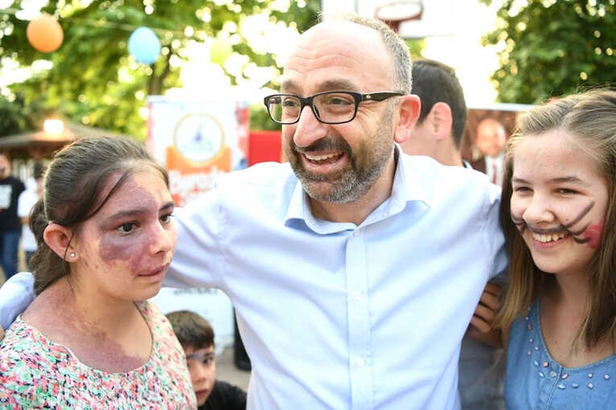 Başkan Üzülmez\'den Anlamlı Ziyaret