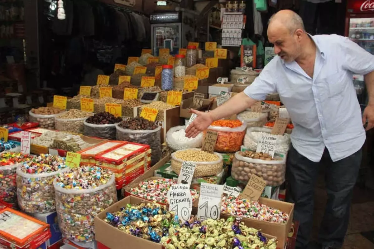 Bayram Şekeri ve Külünçe Tezgahları Süsledi