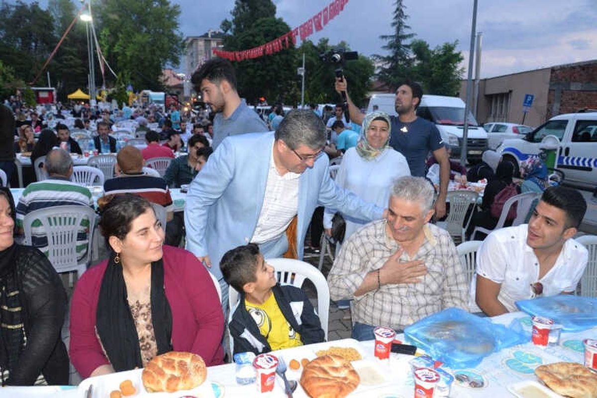 Bilecik\'te Kadir Gecesi Coşkusu